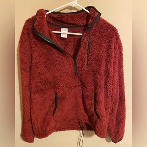 No Boundaries plush pullover